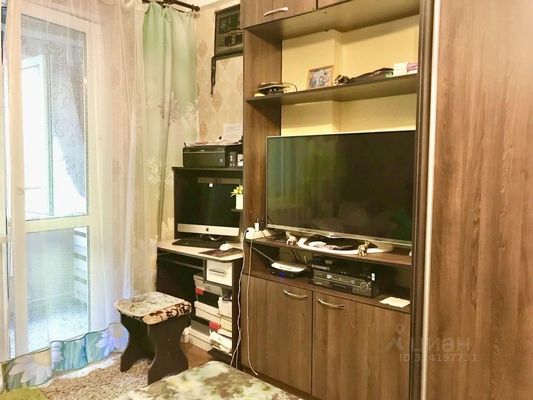 Продам однокомнатную (1-комн.) квартиру, Макаренко (Центральный р-н) ул, 8б/8, Сочи г