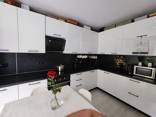 Продам двухкомнатную (2-комн.) квартиру, Мира ул, 62к1, Казань г