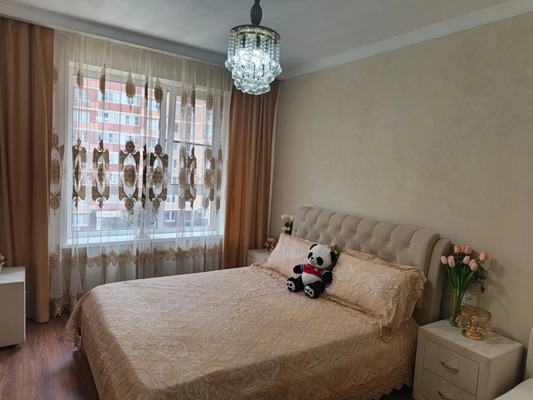 Продам трехкомнатную (3-комн.) квартиру, Зеленые аллеи б-р, 11, Видное г
