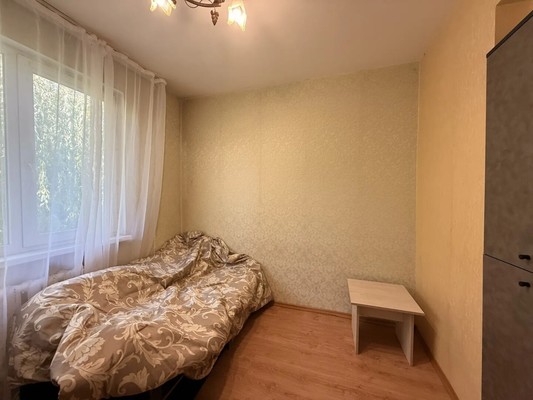 Продам однокомнатную (1-комн.) квартиру, Красносельская ул, 60, Калининград г
