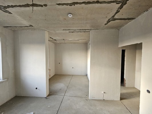Продам двухкомнатную (2-комн.) квартиру, им. Петра Метальникова ул, 36, Краснодар г
