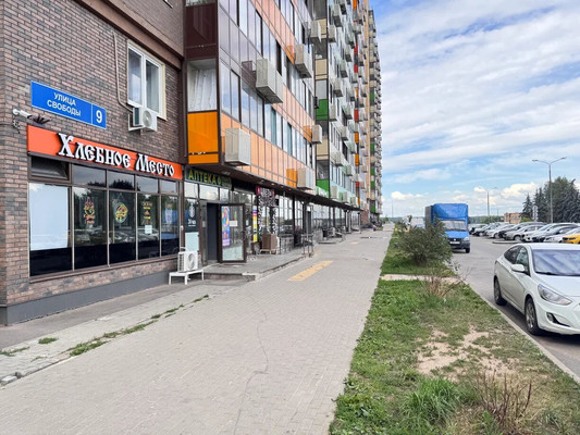Продам однокомнатную (1-комн.) квартиру, Свободы (Мирный мкр.) ул, 9, Мирный п