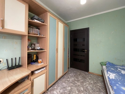 Продам трехкомнатную (3-комн.) квартиру, Мира пр-кт, 22, Волгодонск г