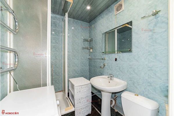 Продам двухкомнатную (2-комн.) квартиру, Комсомольская пл, 14, Екатеринбург г