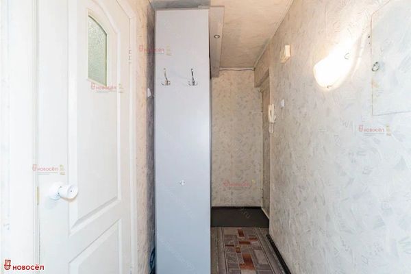 Продам двухкомнатную (2-комн.) квартиру, Комсомольская пл, 14, Екатеринбург г