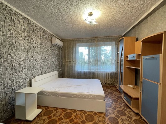 Продам однокомнатную (1-комн.) квартиру, Морская ул, 104, Волгодонск г