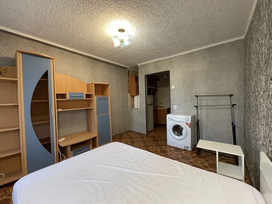 Продам однокомнатную (1-комн.) квартиру, Морская ул, 104, Волгодонск г