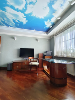 Продам многокомнатную квартиру, Детскосельский б-р, 5аАкА, Пушкин г