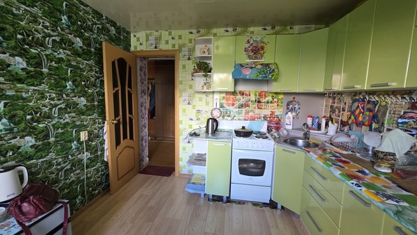 Продам двухкомнатную (2-комн.) квартиру, Хлебозаводской пер, 13, Смоленск г