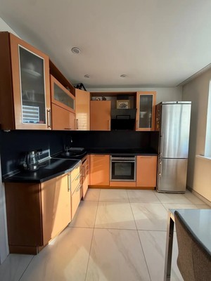 Продам трехкомнатную (3-комн.) квартиру, Варшавское ш, 106, Москва г