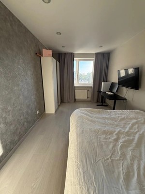 Продам трехкомнатную (3-комн.) квартиру, Варшавское ш, 106, Москва г