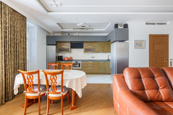 Продам трехкомнатную (3-комн.) квартиру, Пудовкина ул, 7, Москва г
