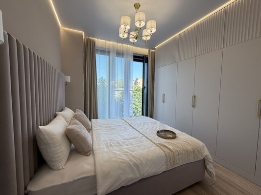 Продам трехкомнатную (3-комн.) квартиру, Хуторская 2-я ул, 34, Москва г