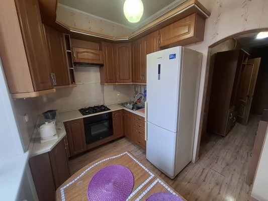 Продам двухкомнатную (2-комн.) квартиру, Ленина ул, 9к11, Уфа г