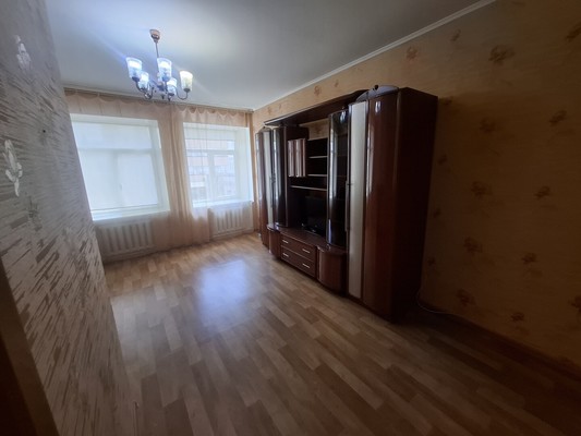 Продам двухкомнатную (2-комн.) квартиру, Ленина ул, 9к11, Уфа г