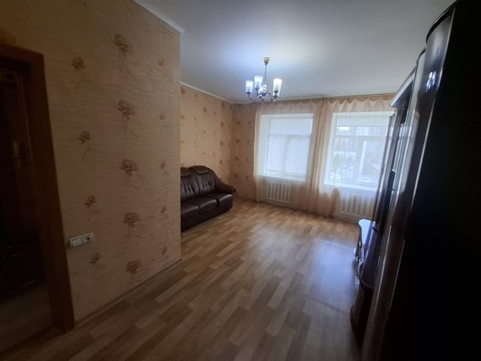 Продам двухкомнатную (2-комн.) квартиру, Ленина ул, 9к11, Уфа г