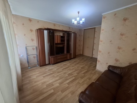 Продам двухкомнатную (2-комн.) квартиру, Ленина ул, 9к11, Уфа г