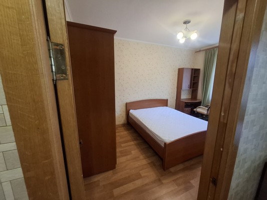 Продам двухкомнатную (2-комн.) квартиру, Ленина ул, 9к11, Уфа г