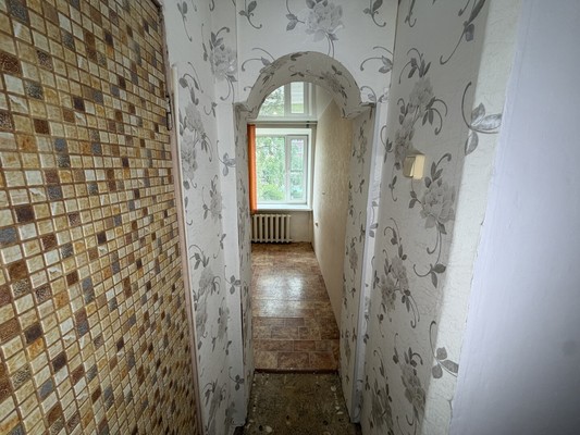 Продам трехкомнатную (3-комн.) квартиру, Интернациональный пр-кт, 39, Комсомольск-на-Амуре г