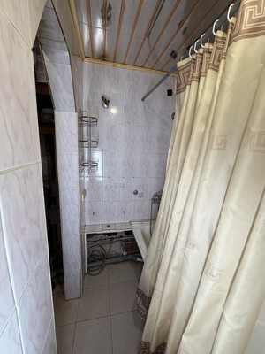 Продам трехкомнатную (3-комн.) квартиру, Интернациональный пр-кт, 39, Комсомольск-на-Амуре г