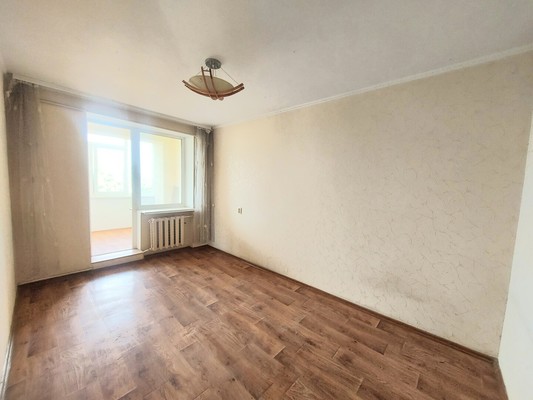 Продам двухкомнатную (2-комн.) квартиру, Свиридова ул, 18, Чистенькое с