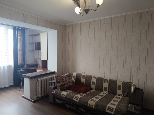 Продам двухкомнатную (2-комн.) квартиру, Лизы Чайкиной ул, 5, Симферополь г