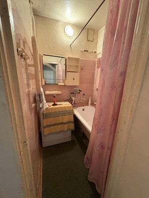 Продам трехкомнатную (3-комн.) квартиру, Харченко ул, 19, Санкт-Петербург г