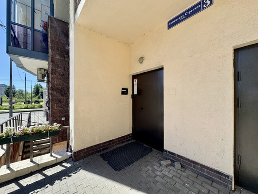 Продам однокомнатную (1-комн.) квартиру, Латышских Стрелков ул, 3, Санкт-Петербург г