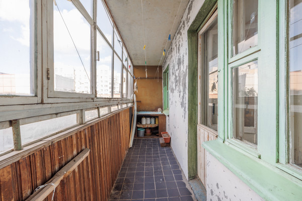Продам трехкомнатную (3-комн.) квартиру, Костычева ул, 1, Брянск г