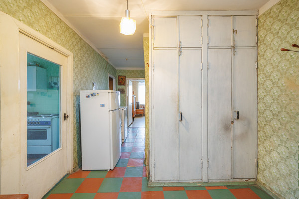 Продам трехкомнатную (3-комн.) квартиру, Костычева ул, 1, Брянск г