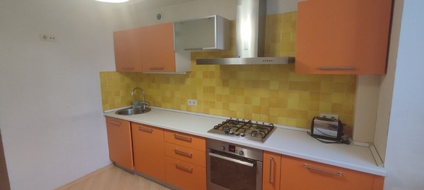 Продам трехкомнатную (3-комн.) квартиру, И.Г.Лексина ул, 54, Симферополь г