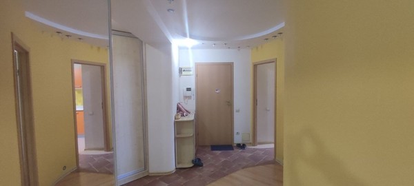 Продам трехкомнатную (3-комн.) квартиру, И.Г.Лексина ул, 54, Симферополь г