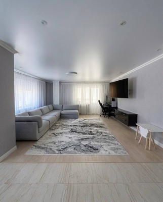 Продам трехкомнатную (3-комн.) квартиру, Коминтерна ул, 17, Ханты-Мансийск г