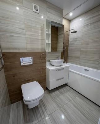 Продам трехкомнатную (3-комн.) квартиру, Коминтерна ул, 17, Ханты-Мансийск г