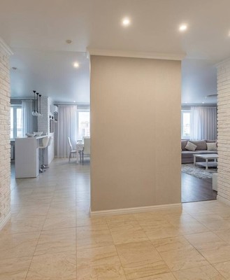 Продам трехкомнатную (3-комн.) квартиру, Коминтерна ул, 17, Ханты-Мансийск г
