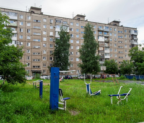 Продам двухкомнатную (2-комн.) квартиру, Комиссара Пожарского ул, 11, Пермь г