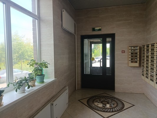 Продам однокомнатную (1-комн.) квартиру, Дмитровская ул, 32, Базарово д