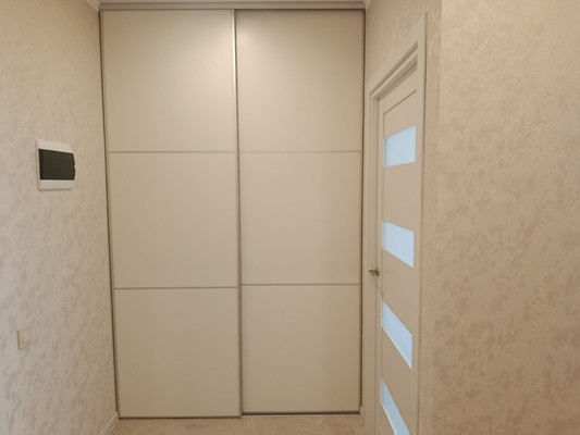 Продам однокомнатную (1-комн.) квартиру, Дмитровская ул, 32, Базарово д