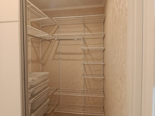 Продам однокомнатную (1-комн.) квартиру, Дмитровская ул, 32, Базарово д