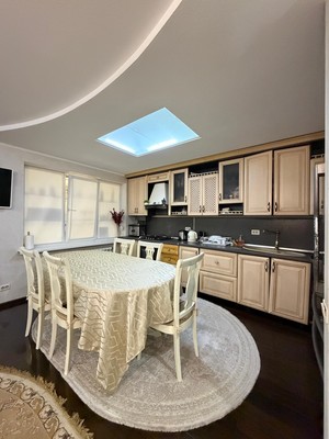 Продам трехкомнатную (3-комн.) квартиру, Мусова ул, 35, Нальчик г