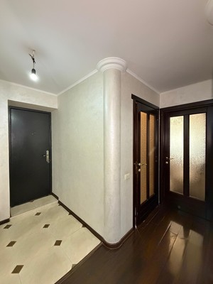 Продам трехкомнатную (3-комн.) квартиру, Мусова ул, 35, Нальчик г