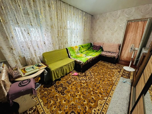 Продам двухкомнатную (2-комн.) квартиру, Ленина ул, 149, Кропоткин г