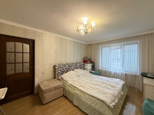 Продам трехкомнатную (3-комн.) квартиру, Ватутина ул, 29а, Нальчик г