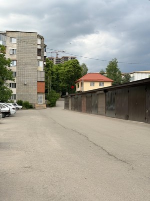 Продам трехкомнатную (3-комн.) квартиру, Ватутина ул, 29а, Нальчик г