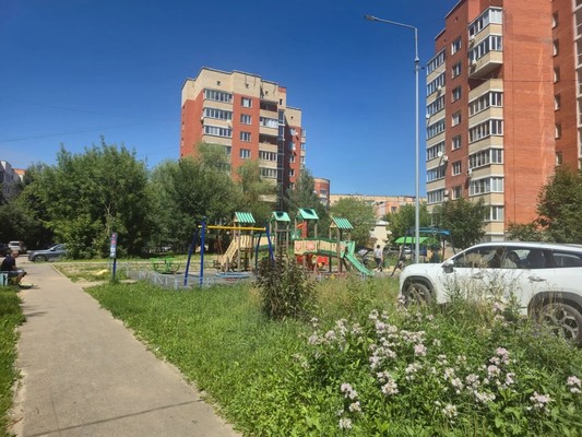 Продам двухкомнатную (2-комн.) квартиру, Вишневый б-р, 5б, Чехов г