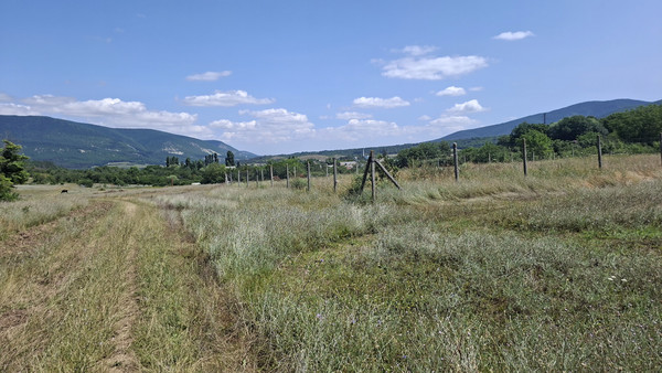 Продам участок 12 соток, ИЖС, Б.Хмельницкого ул, 29, Земляничное с, 0 км от города