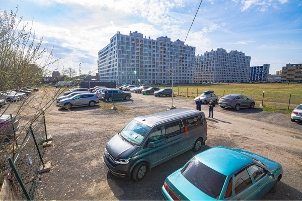 Сдам машиноместо 30 м2, Кременчугская ул, 13, Санкт-Петербург г
