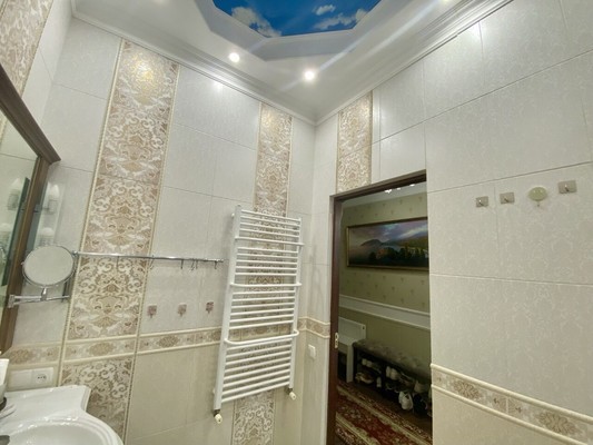 Продам трехкомнатную (3-комн.) квартиру, Балаклавская ул, 47а, Симферополь г