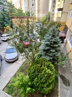 Продам трехкомнатную (3-комн.) квартиру, Балаклавская ул, 47а, Симферополь г