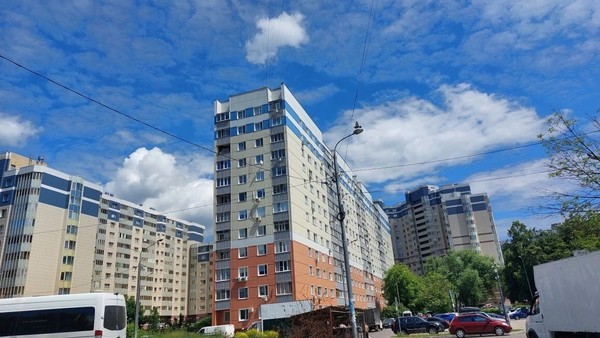 Продам трехкомнатную (3-комн.) квартиру, Строительная ул, 31, Видное г